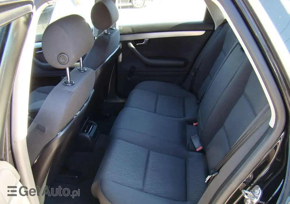 AUDI A4 Avant Ver-2-0-tdi-dpf