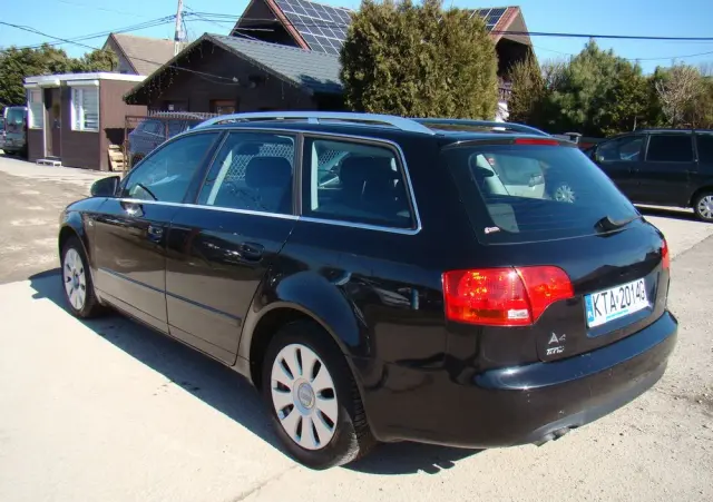 AUDI A4 Avant Ver-2-0-tdi-dpf