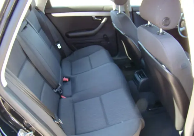 AUDI A4 Avant Ver-2-0-tdi-dpf