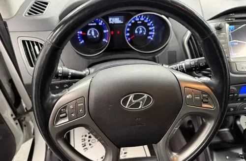 HYUNDAI Ix35 