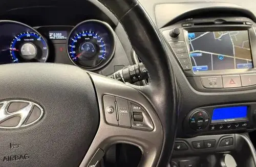 HYUNDAI Ix35 