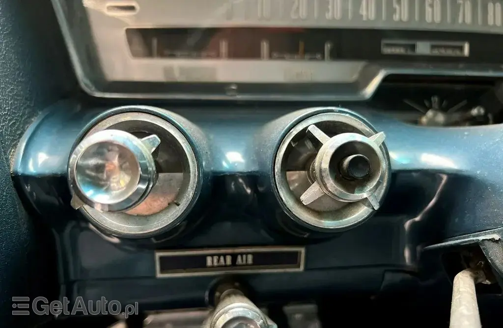 CHRYSLER Town & Country 