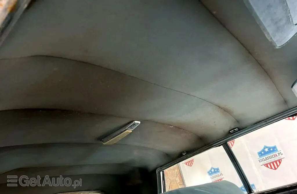 CHRYSLER Town & Country 