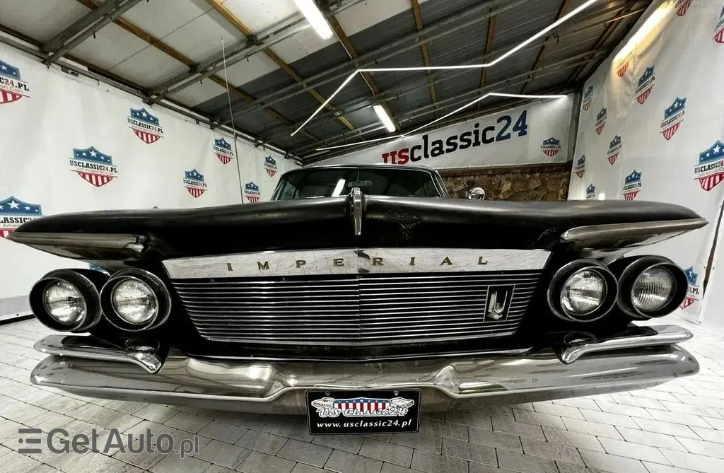 CHRYSLER Town & Country 