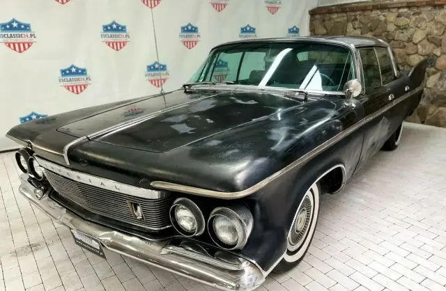 CHRYSLER Town & Country 