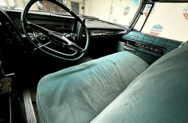 CHRYSLER Town & Country 