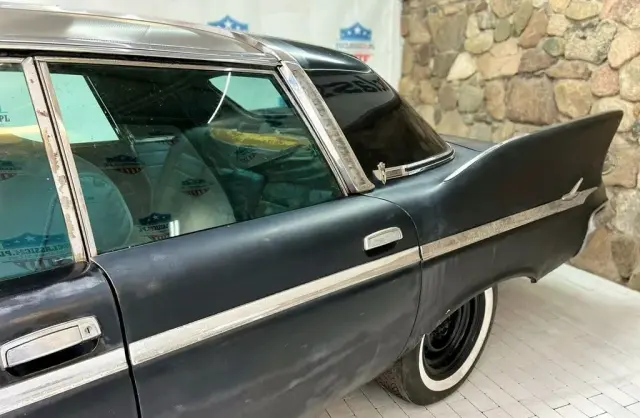 CHRYSLER Town & Country 