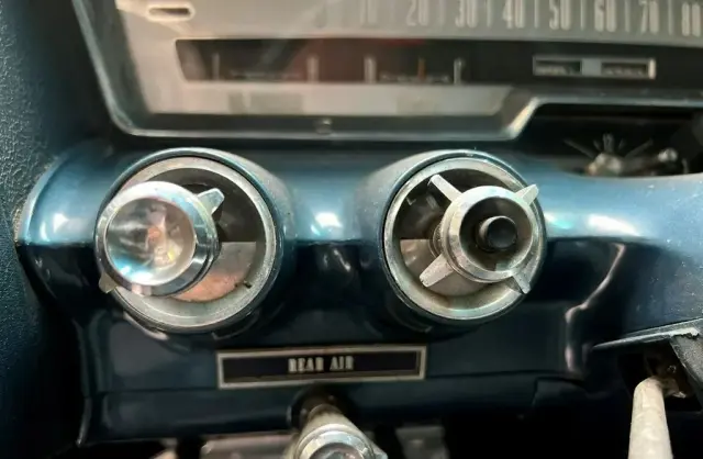 CHRYSLER Town & Country 