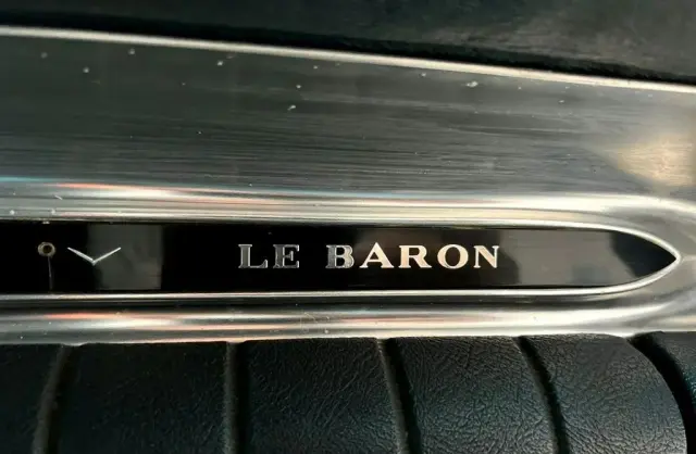 CHRYSLER Town & Country 