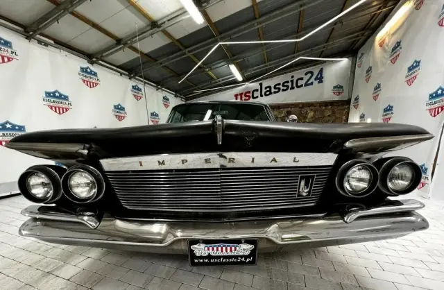 CHRYSLER Town & Country 