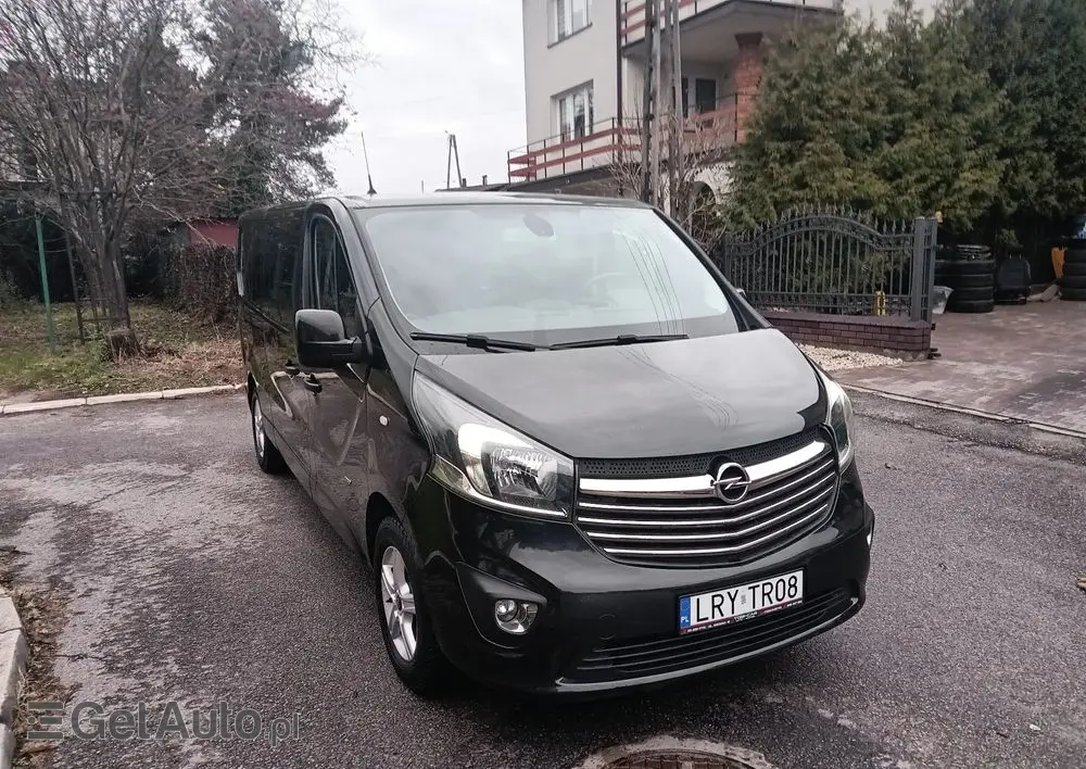 OPEL Vivaro 