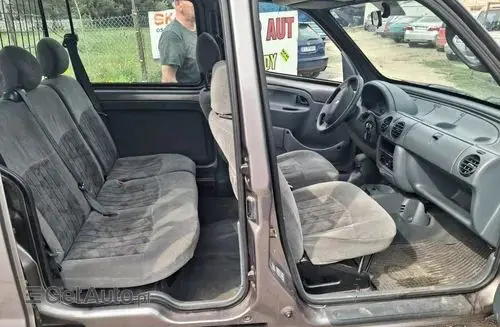 RENAULT Kangoo 