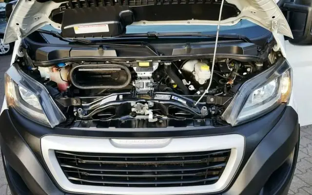 PEUGEOT Boxer 
