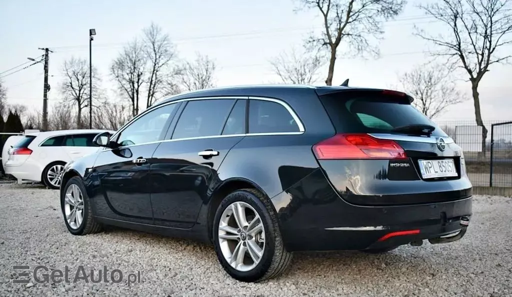 OPEL Insignia 