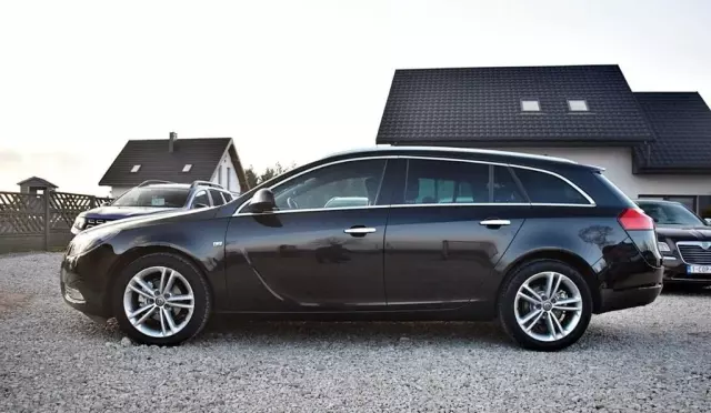 OPEL Insignia 
