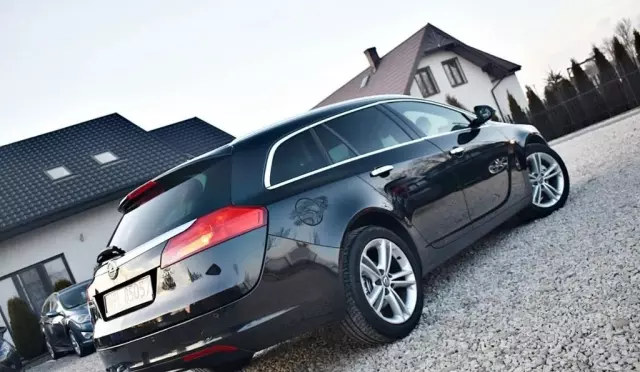 OPEL Insignia 