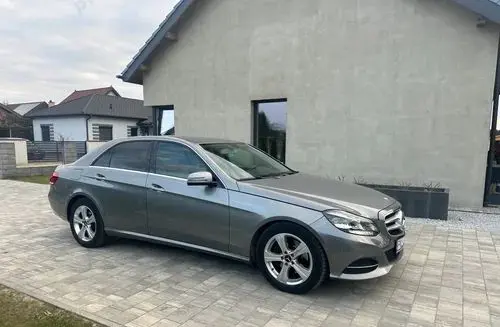 MERCEDES-BENZ Klasa E 