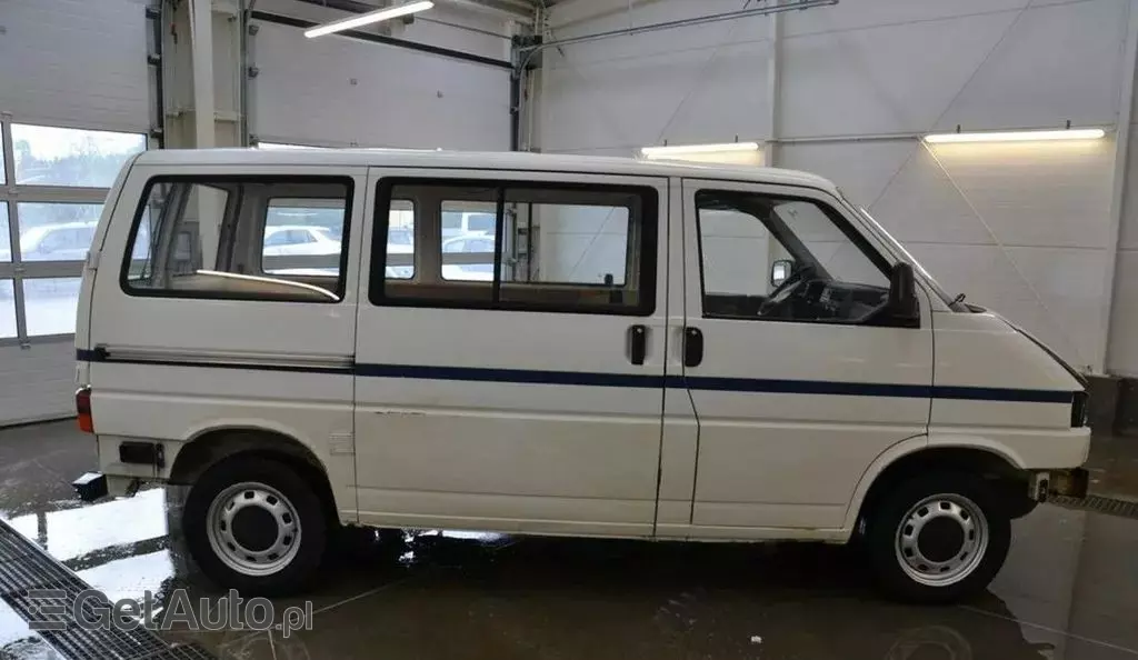 VOLKSWAGEN TRANSPORTER 