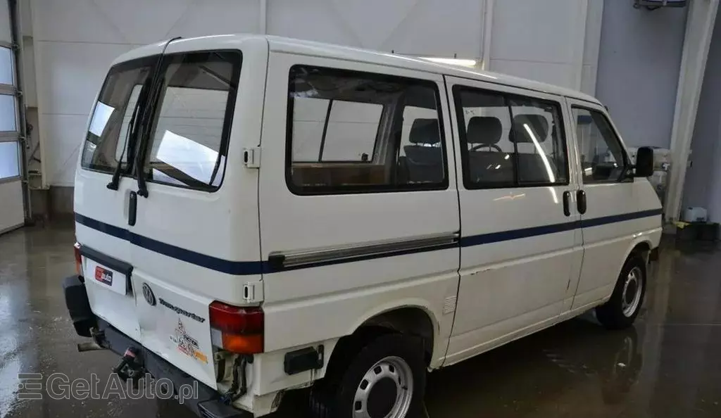 VOLKSWAGEN TRANSPORTER 