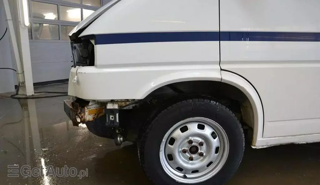 VOLKSWAGEN TRANSPORTER 