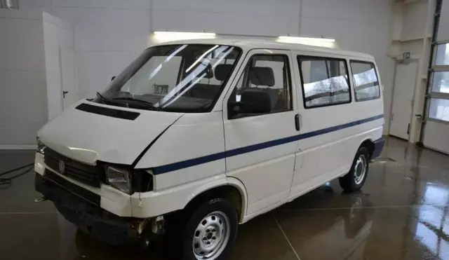 VOLKSWAGEN TRANSPORTER 