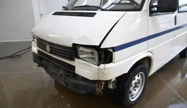 VOLKSWAGEN TRANSPORTER 