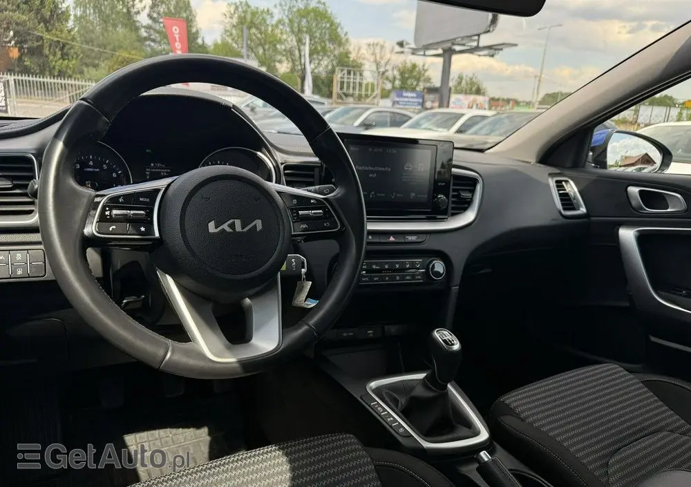 KIA Ceed 1.5 T-GDI M