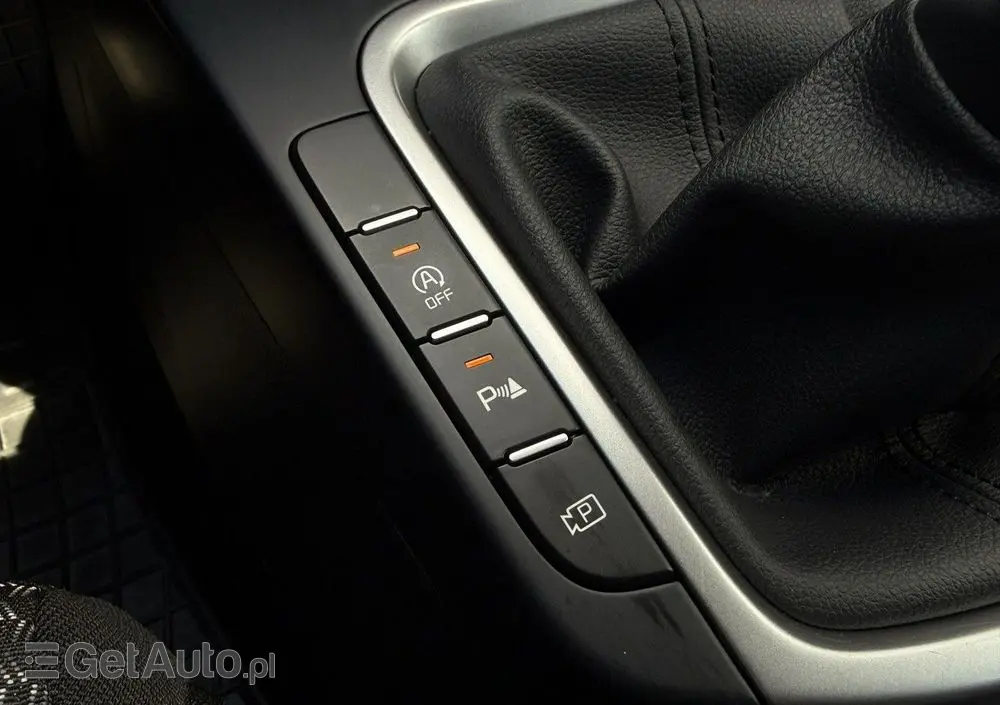 KIA Ceed 1.5 T-GDI M