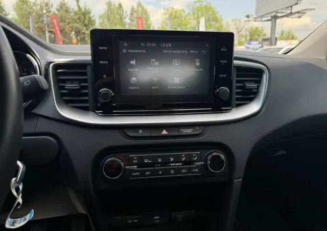 KIA Ceed 1.5 T-GDI M