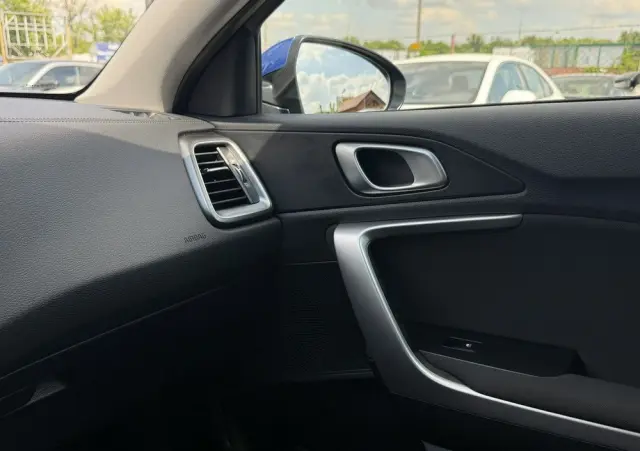 KIA Ceed 1.5 T-GDI M