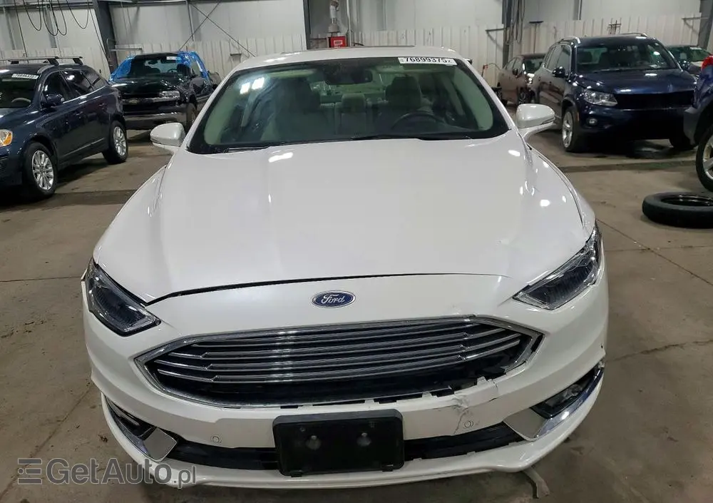 FORD Fusion 