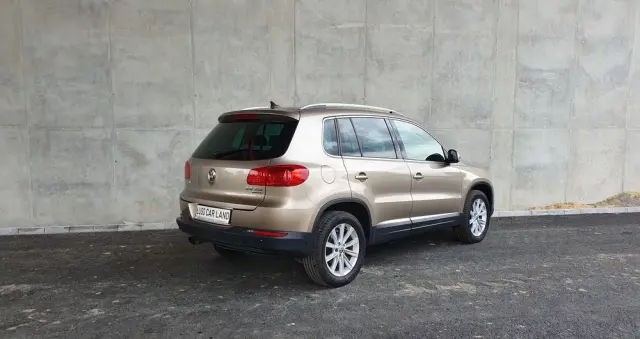 VOLKSWAGEN Tiguan 2.0 TDI 4Mot Sport&Style DSG