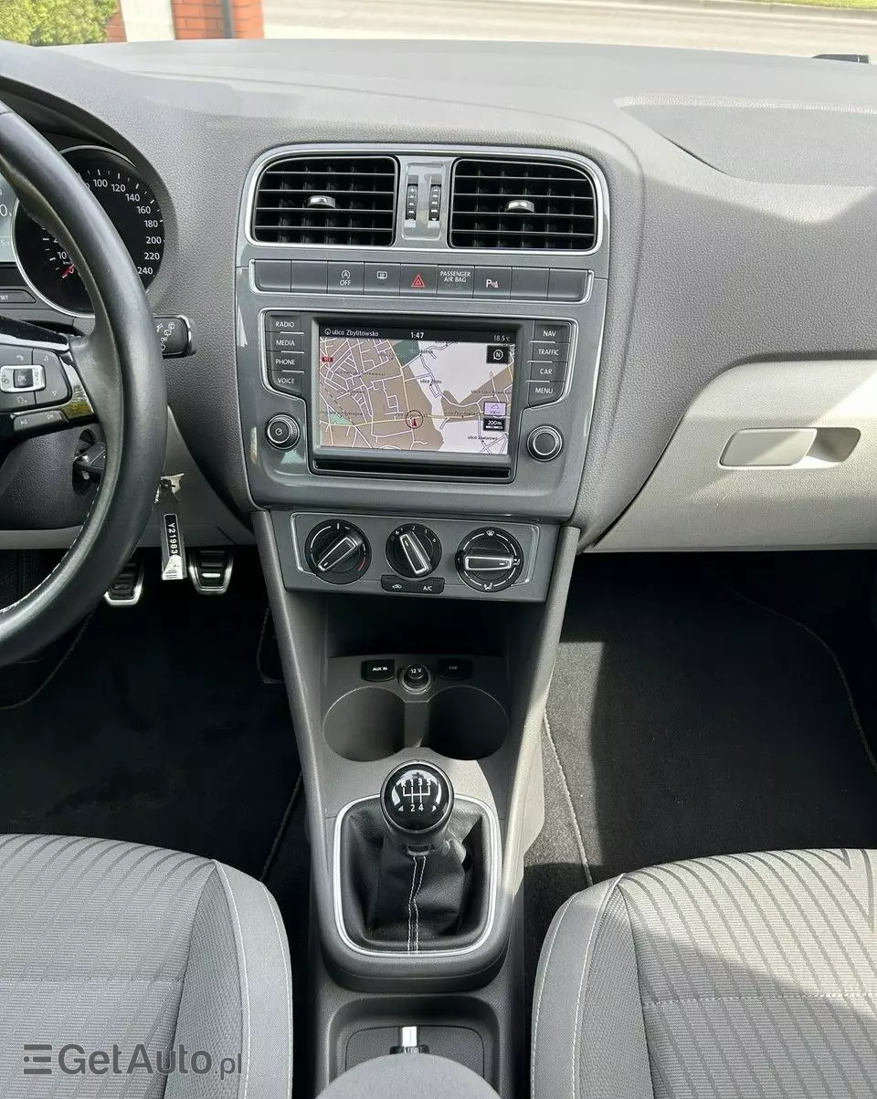 VOLKSWAGEN Polo 1.2 TSI Comfortline