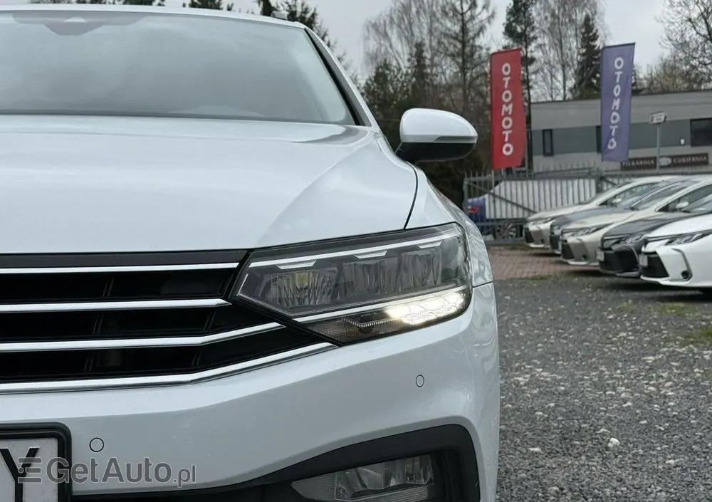 VOLKSWAGEN Passat 1.5 TSI EVO Business