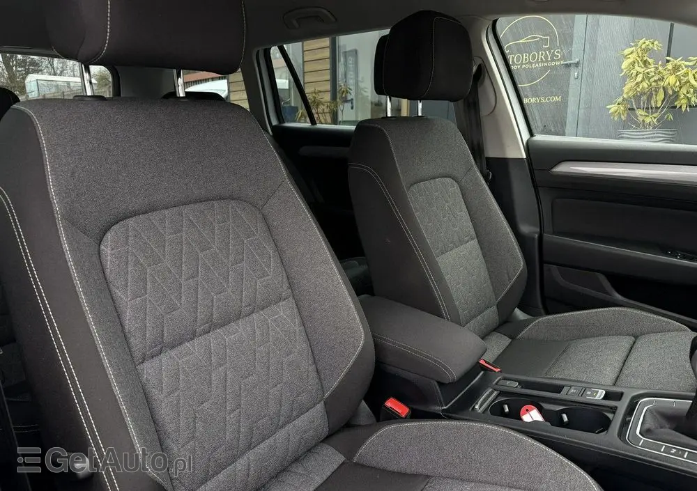 VOLKSWAGEN Passat 1.5 TSI EVO Business