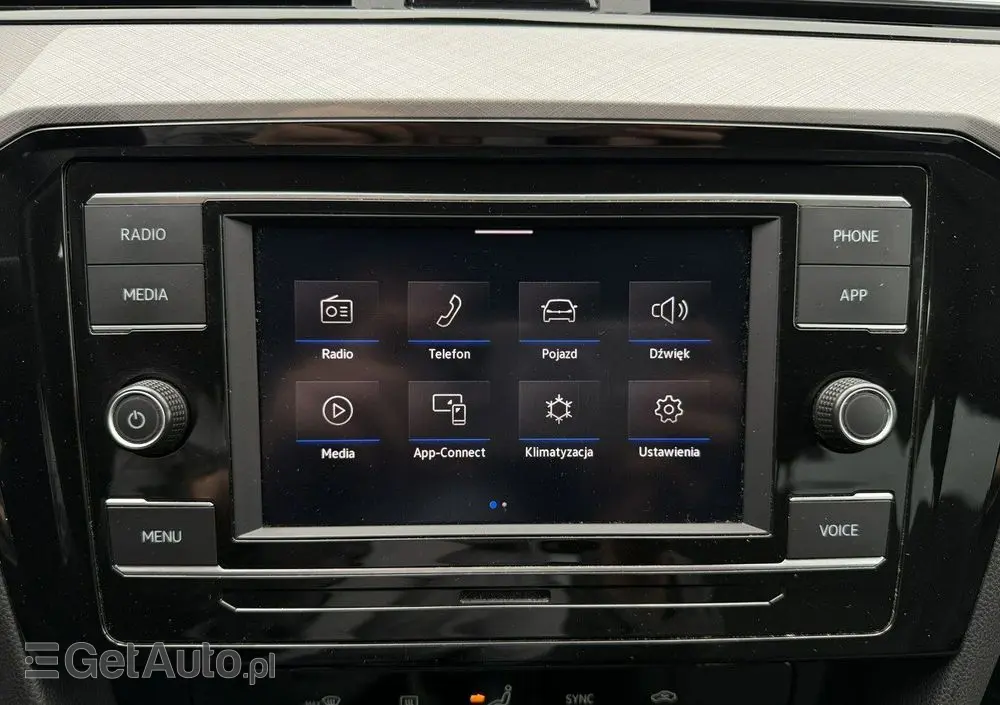VOLKSWAGEN Passat 1.5 TSI EVO Business