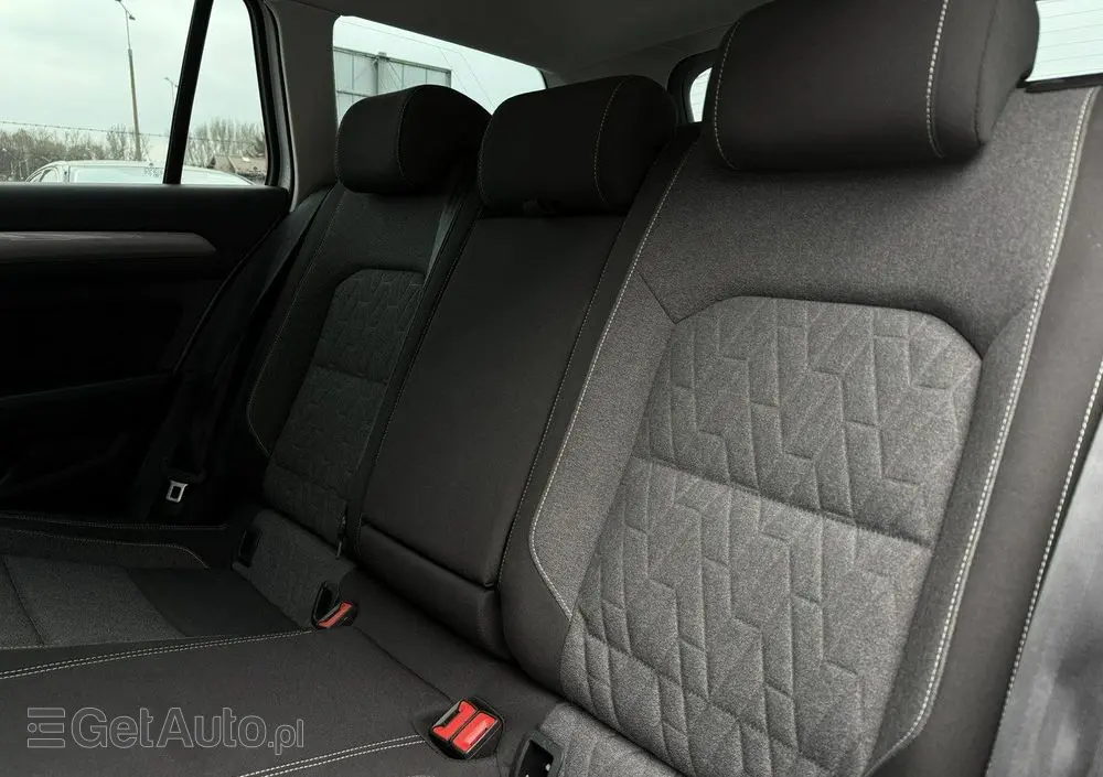 VOLKSWAGEN Passat 1.5 TSI EVO Business