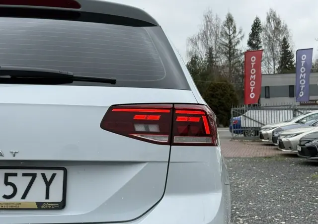 VOLKSWAGEN Passat 1.5 TSI EVO Business