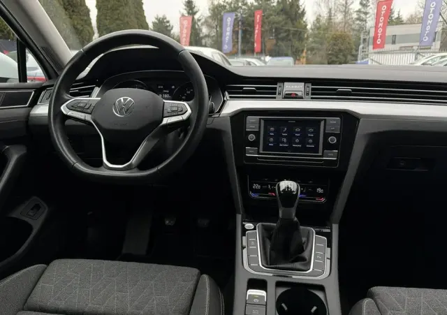 VOLKSWAGEN Passat 1.5 TSI EVO Business