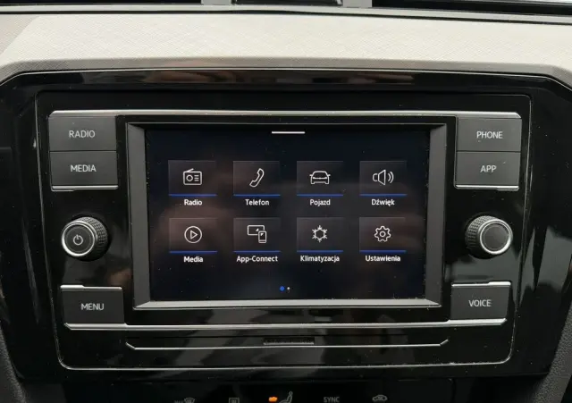 VOLKSWAGEN Passat 1.5 TSI EVO Business