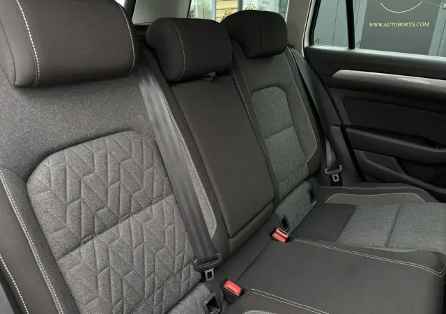 VOLKSWAGEN Passat 1.5 TSI EVO Business