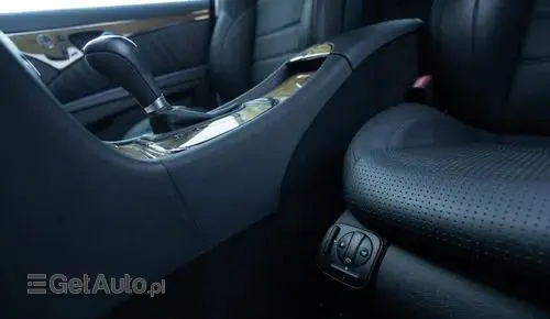 MERCEDES-BENZ Klasa E AMG 