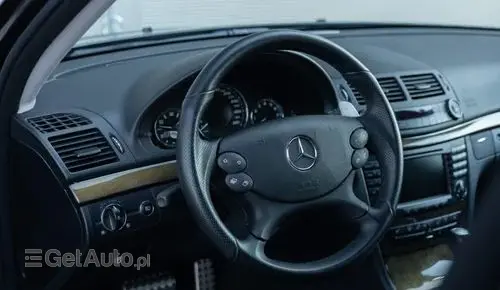 MERCEDES-BENZ Klasa E AMG 