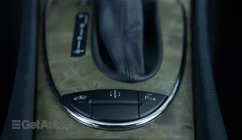 MERCEDES-BENZ Klasa E AMG 