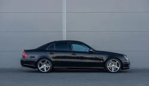 MERCEDES-BENZ Klasa E AMG 