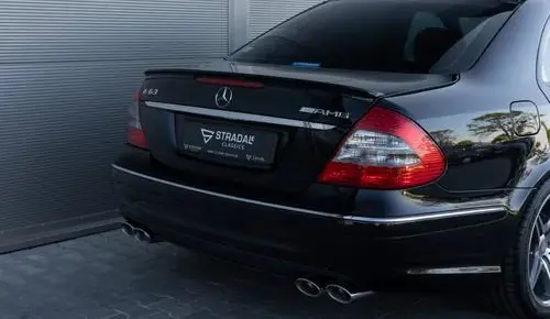 MERCEDES-BENZ Klasa E AMG 