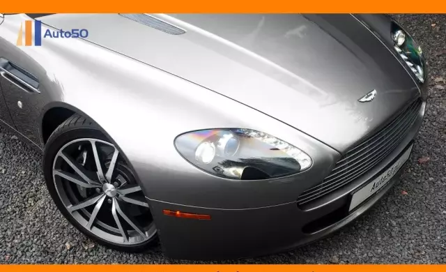 ASTON MARTIN V8 Vantage 4,7 SportShift