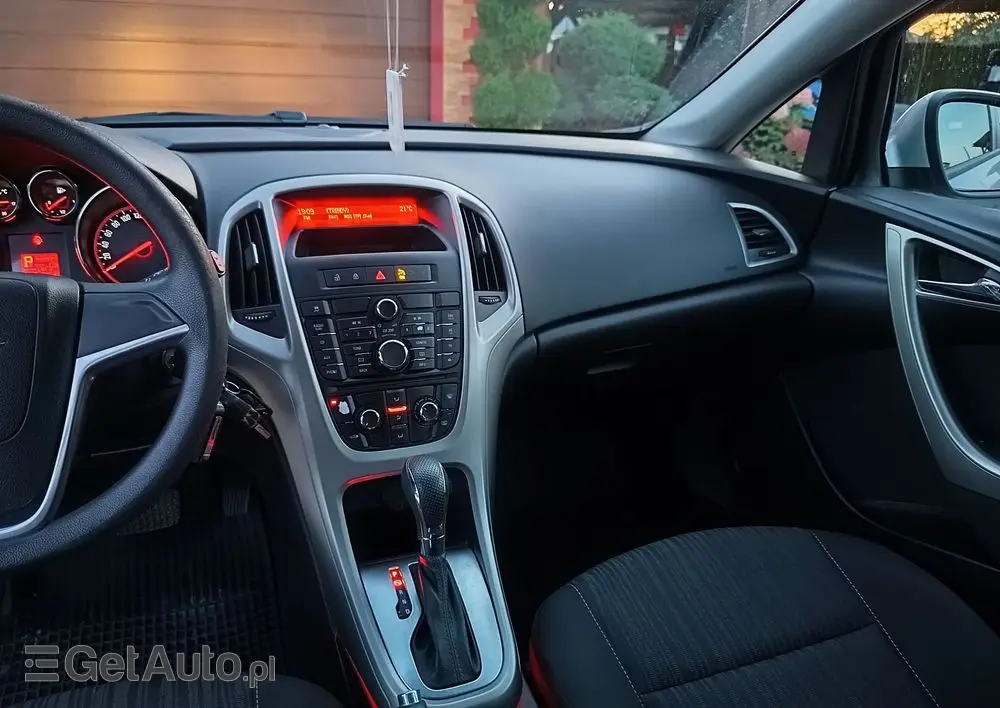 OPEL Astra 1.6 Automatik Active