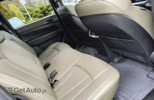 SSANGYONG Musso 