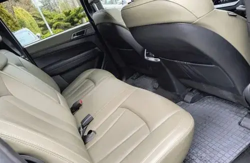 SSANGYONG Musso 